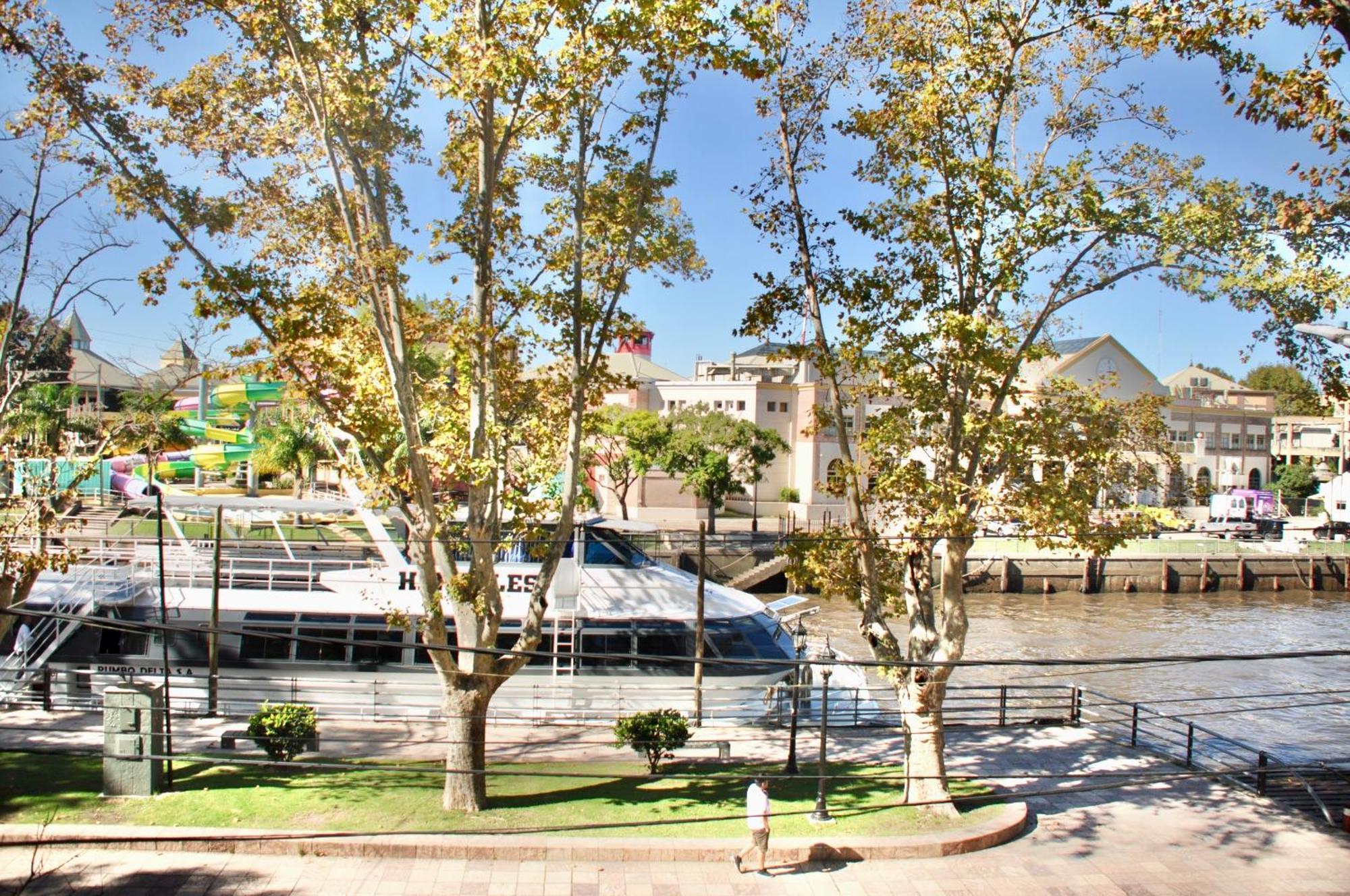 Apartment Terrazas Del Rio Tigre. *